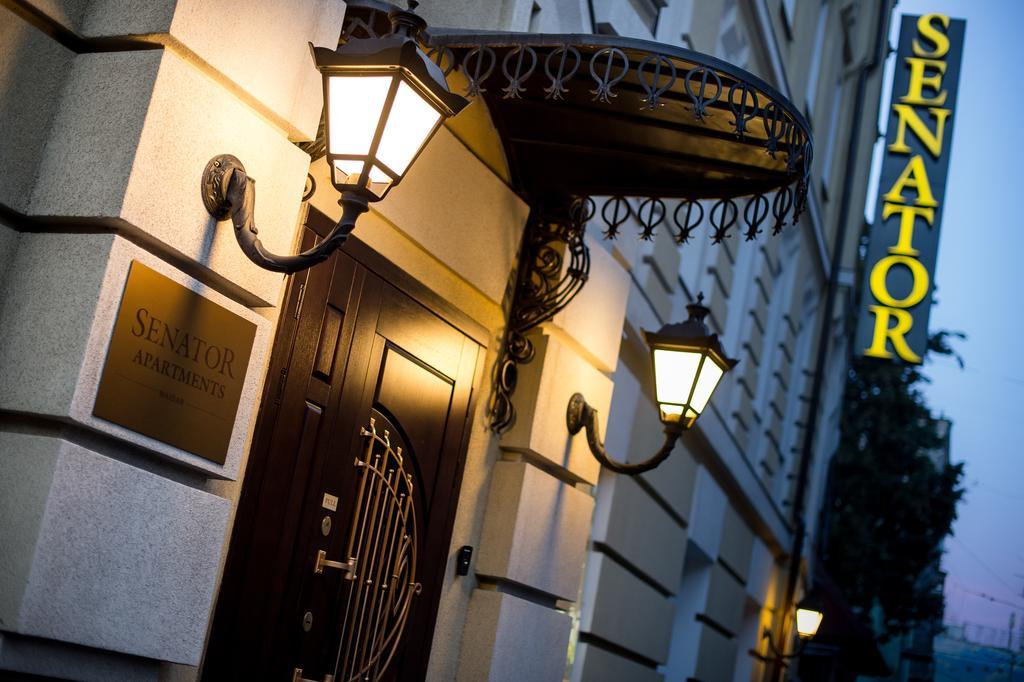 Senator Maidan Aparthotel Kyiv Exterior photo